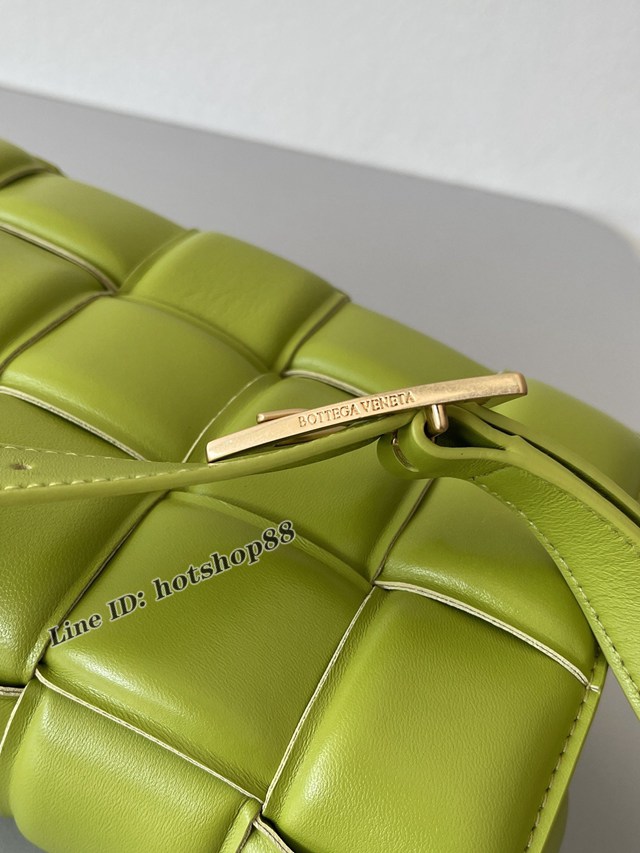 BV專櫃新款手工加寬編織女包 葆蝶家BV Cassette bag卡帶包枕頭包 70094 bbv1211